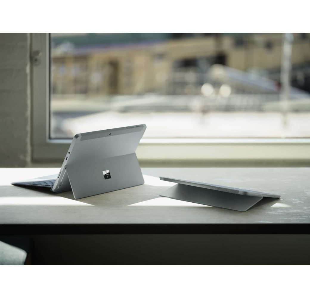 Platinum Microsoft Tablet, Microsoft Surface Go 3 - WiFi - Windows - 64GB.3