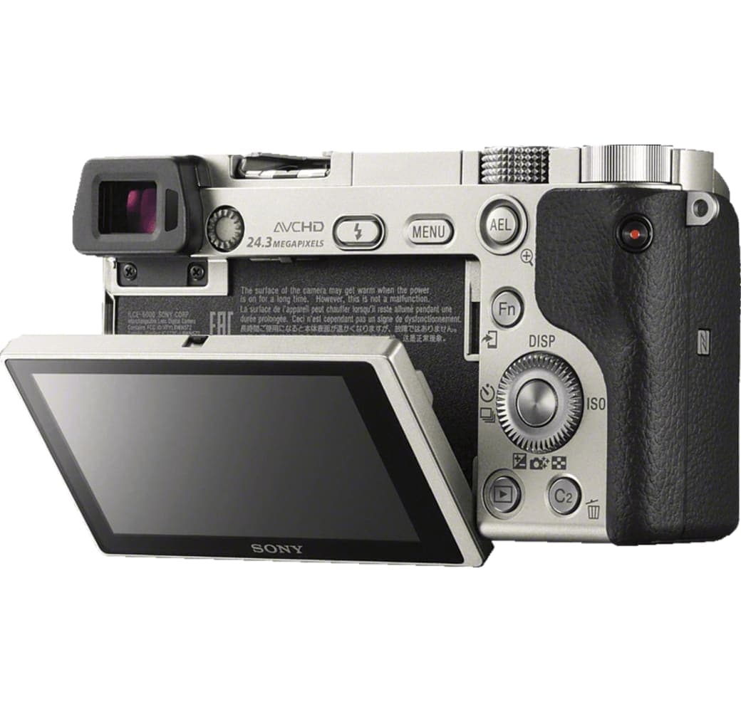 Silber Sony Alpha 6000 + 16-50 mm.3