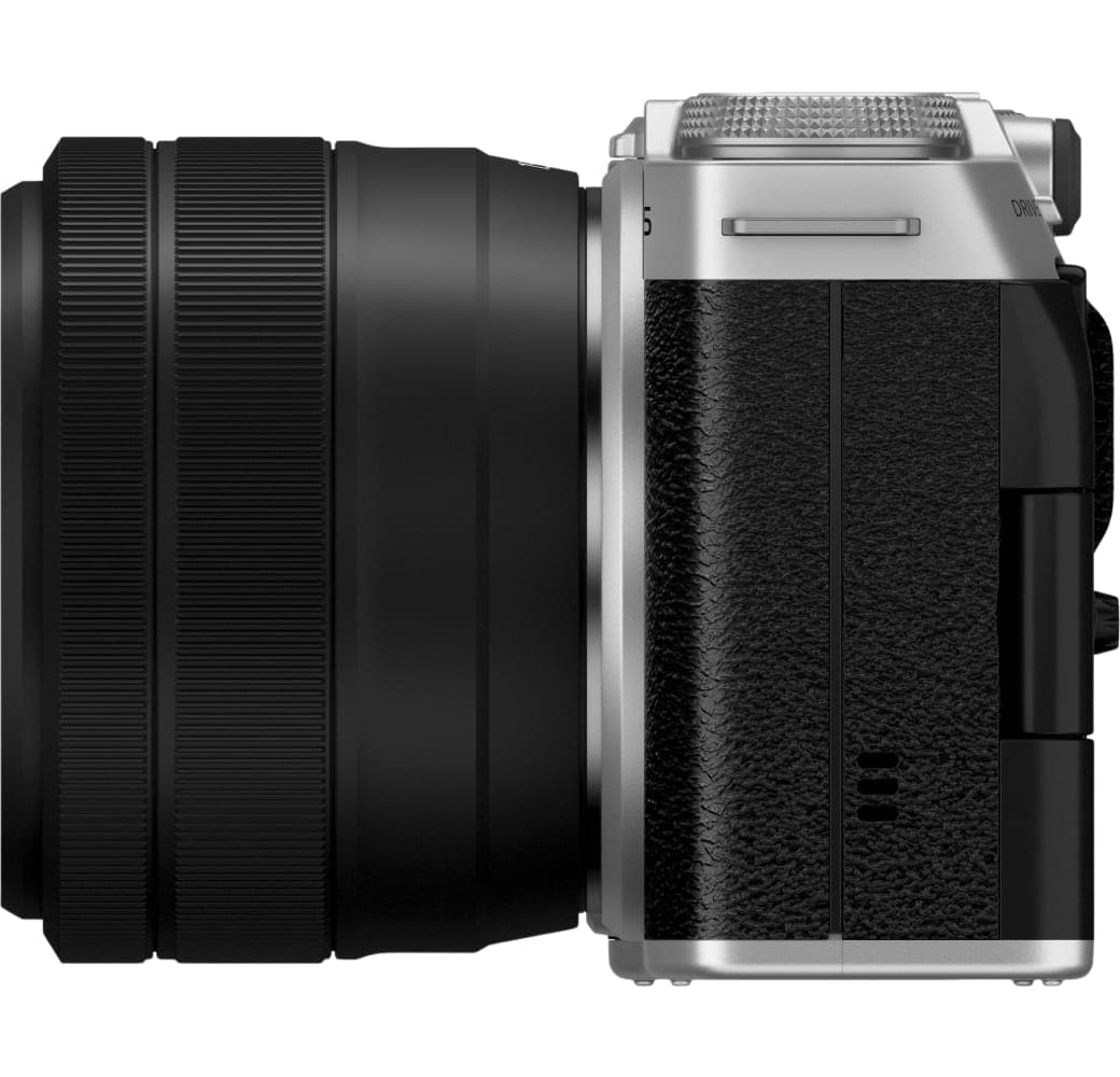 Silver Fujifilm X-M5 Camera Kit with XC15-45mm f/3.5-5.6 OIS PZ Lens.5