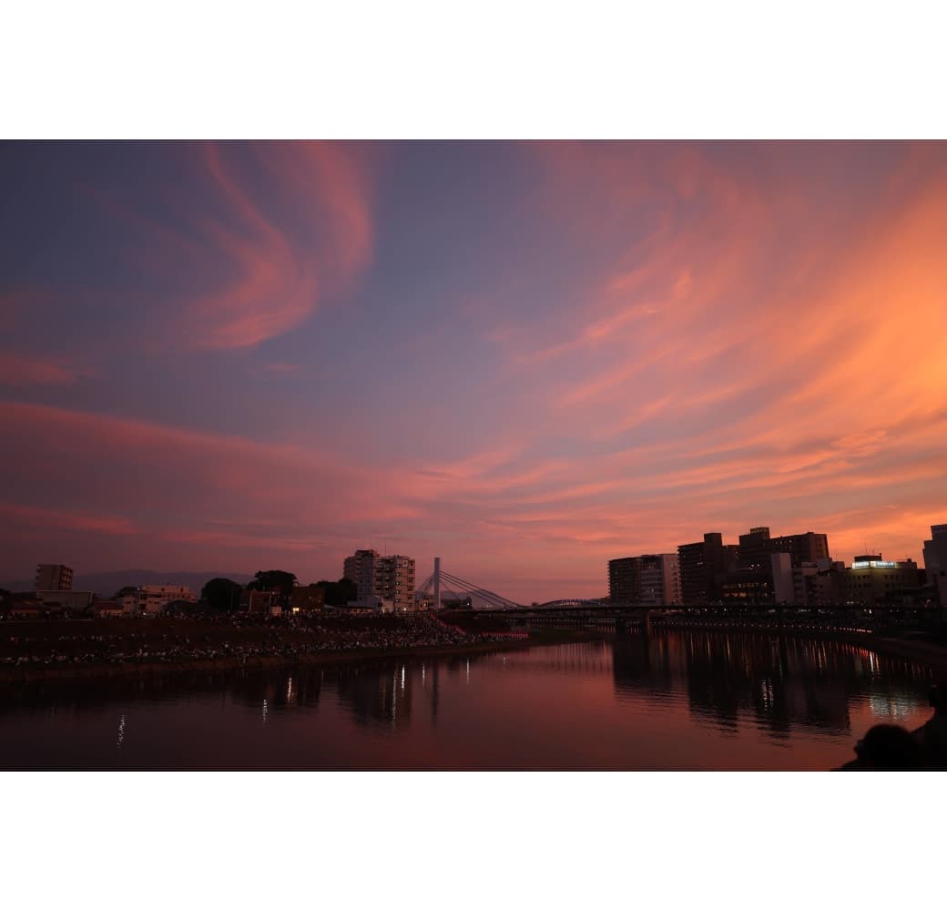 Black Canon RF 24mm f/1.4 L VCM.5