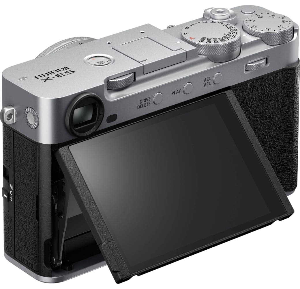 Silber FUJIFILM X-E5 + XF23mmF2.8 R WR.2