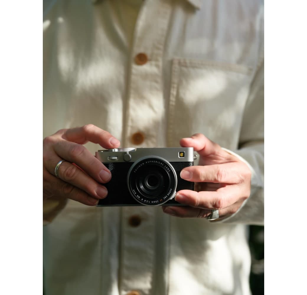 Black FUJIFILM X-E5 + XF23mmF2.8 R WR.9