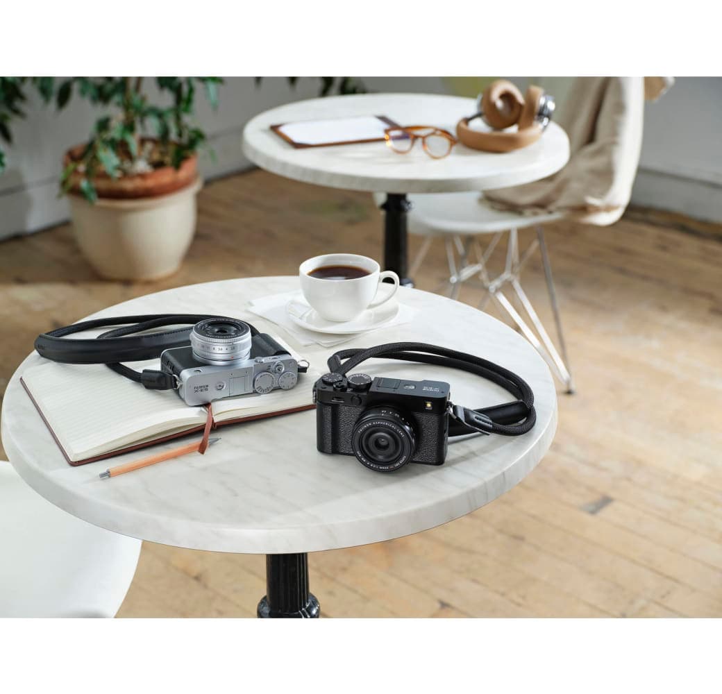 Black FUJIFILM X-E5 + XF23mmF2.8 R WR.12