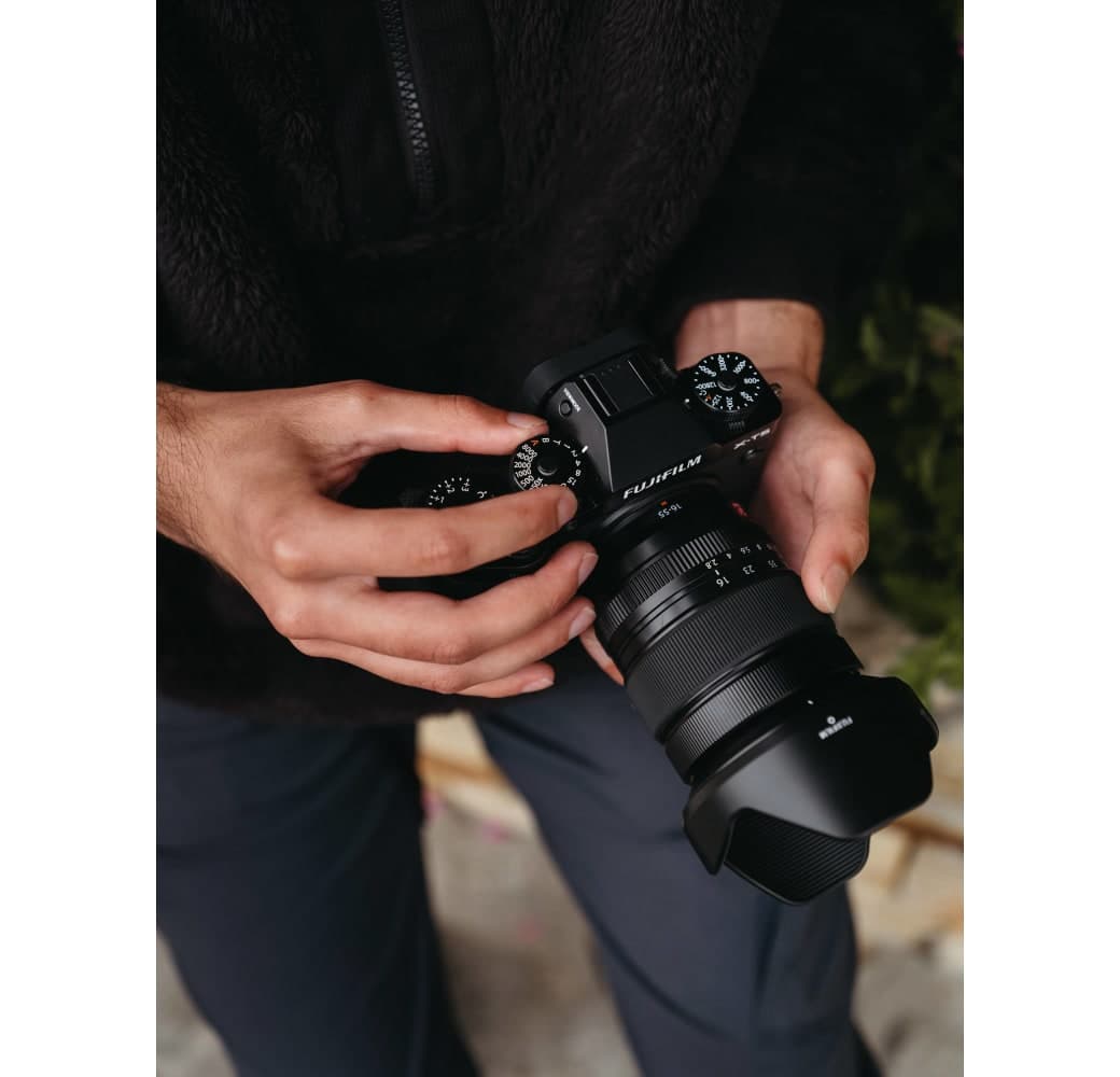 Black Fujifilm XF 16-55mm f/2.8 R LM WR II.7