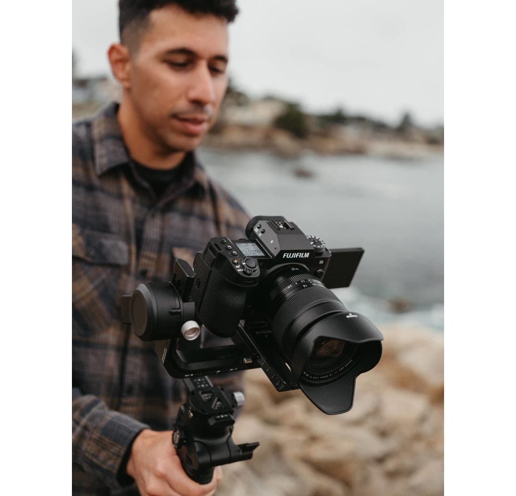 Black Fujifilm XF 16-55mm f/2.8 R LM WR II.8