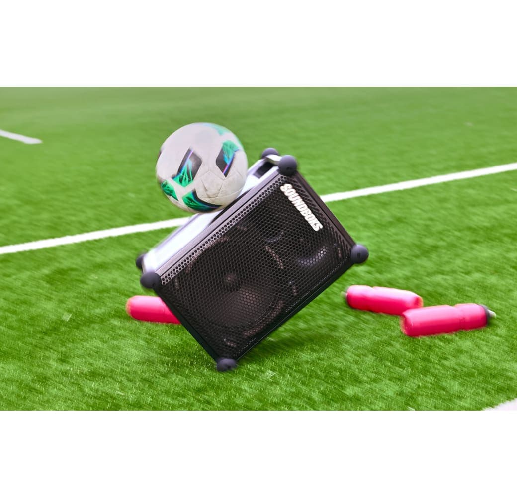 Schwarz Soundboks Mix.5