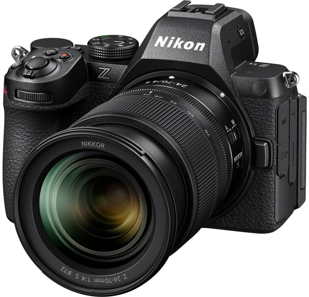 Schwarz Nikon Z5II + 24-70mm f4.1